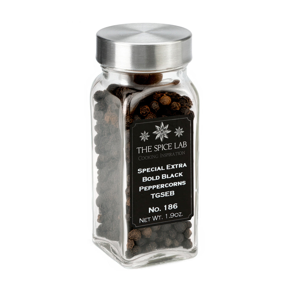 
                  
                    Load image into Gallery viewer, Special Extra Bold High Oil Indian Black Peppercorns
                  
                