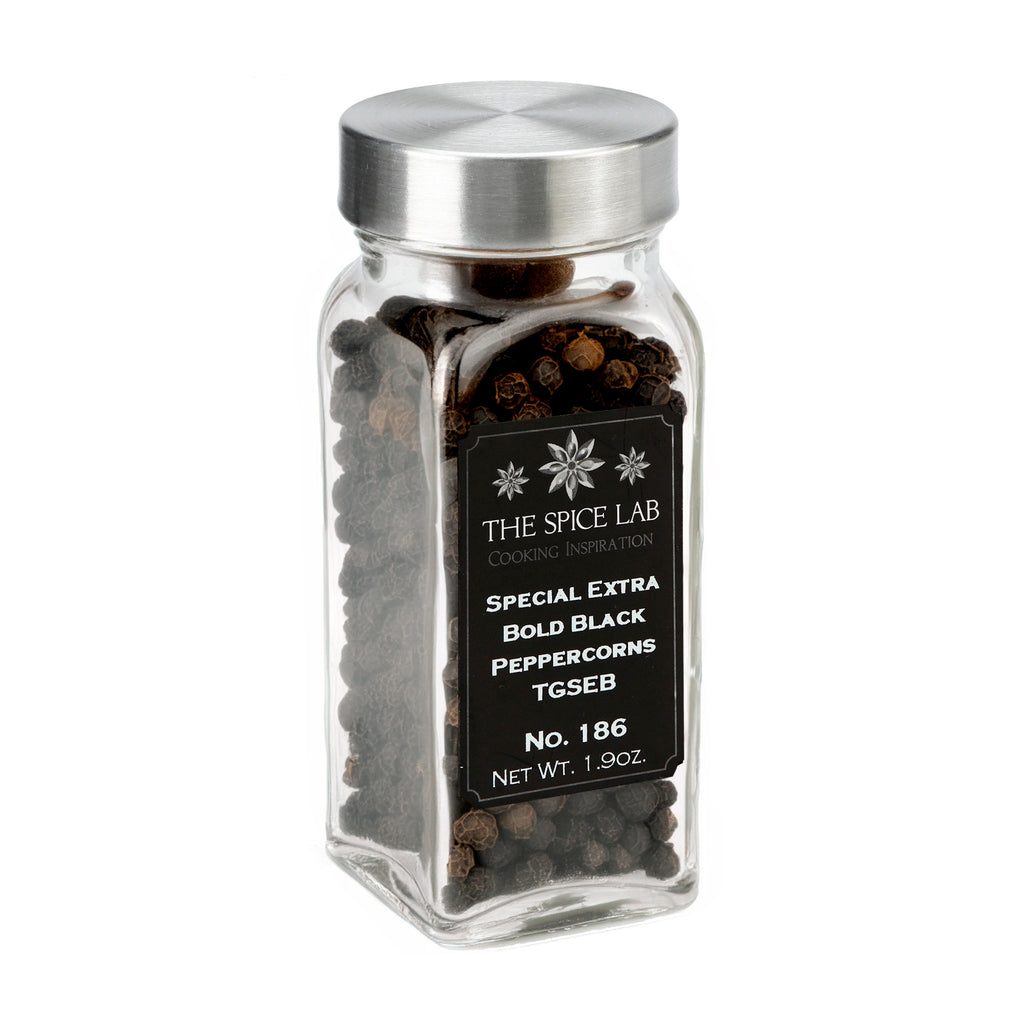 Special Extra Bold High Oil Indian Black Peppercorns