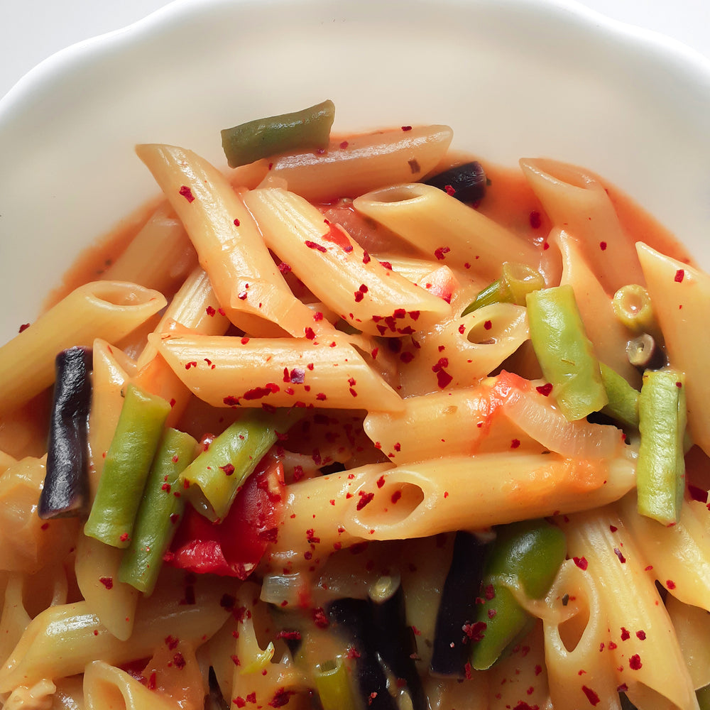 
                      
                        Dried Tomato Flakes
                      
                    